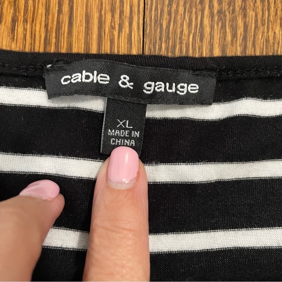 Cable & Gauge Ladies Tee Black/White Stripe Button Size XL - Picture 2 of 7